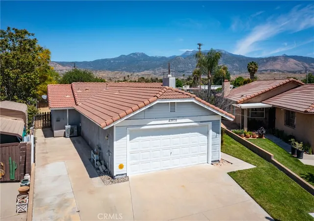 Homes for sale in Hemet, CA | 43970 Moonlighting Dr, Hemet, CA 92544 | MLS# SW26090253