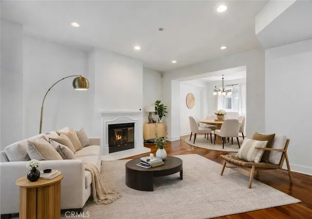 3rd image of 6300 Honolulu #205, La Crescenta, CA 91214 | MLS# PF26090278