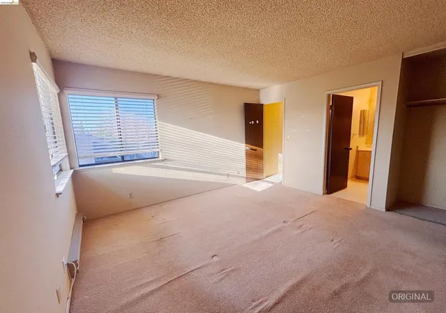 2nd image of 1427 Marchbanks Dr, Walnut Creek, CA 94598