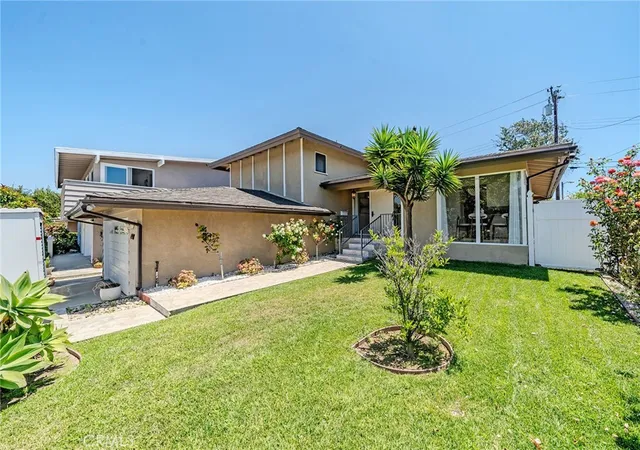 Photo 2 of Single family home for sale at 4908 Onyx, Torrance, CA 90503 | MLS# OC26090361 | Listing updated on 2026-09-24