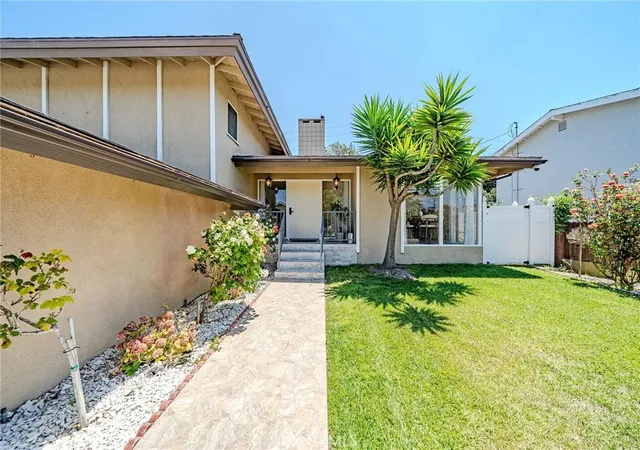 Photo 3 of Single family home for sale at 4908 Onyx, Torrance, CA 90503 | MLS# OC26090361 | Listing updated on 2026-09-24