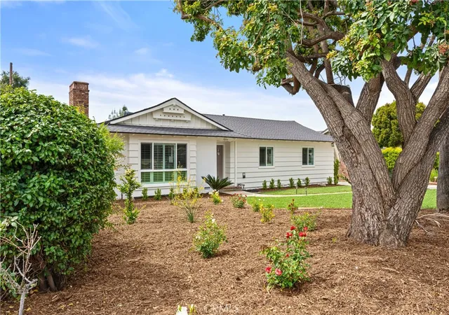 Homes for sale in Glendora, CA | 662 E Foothill, Glendora, CA 91741 | MLS# DW26084196