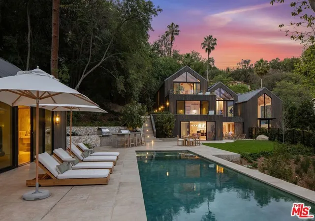 2nd image of 12309 Viewcrest Rd, Studio City, CA 91604 | MLS# 26793259