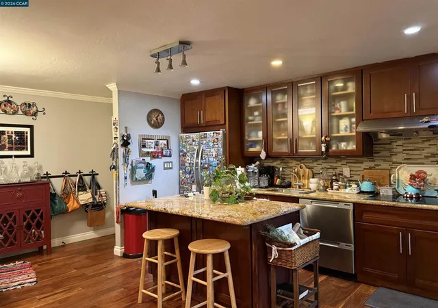 Homes for sale in Concord, CA | 1036 Oak Grv Rd, Concord, CA 94518