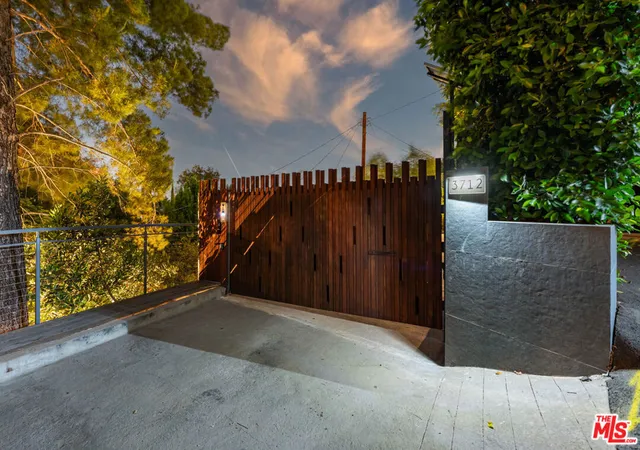 2nd image of 3712 Broadlawn Dr, Los Angeles, CA 90068 | MLS# 26808355
