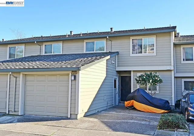 1st image of 25105 Vista Greens Ct, Hayward, CA 94541 | MLS# 41132504