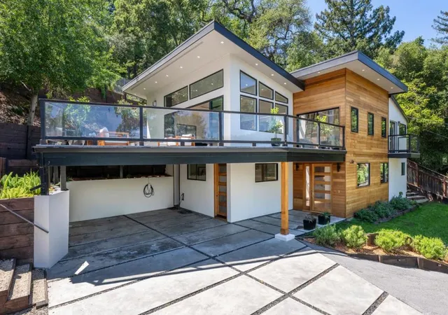 Homes for sale in Portola Valley, CA | 124 Foxwood Rd, Portola Valley, CA 94028 | MLS# ML82044193
