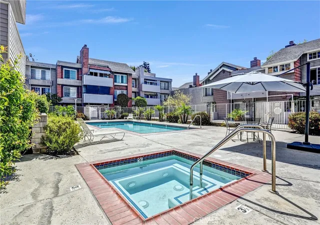 Homes for sale in Winnetka, CA | 20235 Keswick #213, Winnetka, CA 91306 | MLS# SR26088338