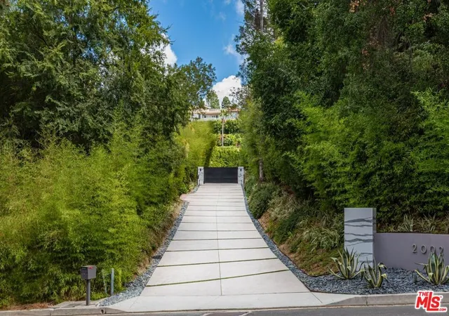Homes for sale in Beverly Hills, CA | 2002 Loma Vista Dr, Beverly Hills, CA 90210 | MLS# 26809551