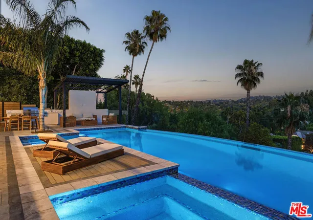 2nd image of 16838 Oak View Dr, Encino, CA 91436 | MLS# 26798115
