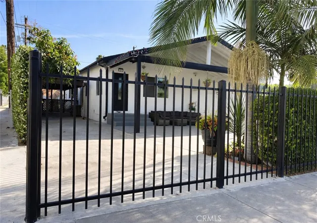 2nd image of 316 W 73rd, Los Angeles, CA 90003 | MLS# SR26087594