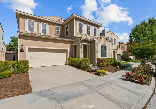 Photo 2 of Single family home for sale at 27624 Solana, Santa Clarita, CA 91350 | MLS# SR26086972 | Listing updated on 2026-10-07