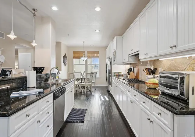 5th image of 1540 Seabridge Ln, Oxnard, CA 93035 | MLS# NDP2604027