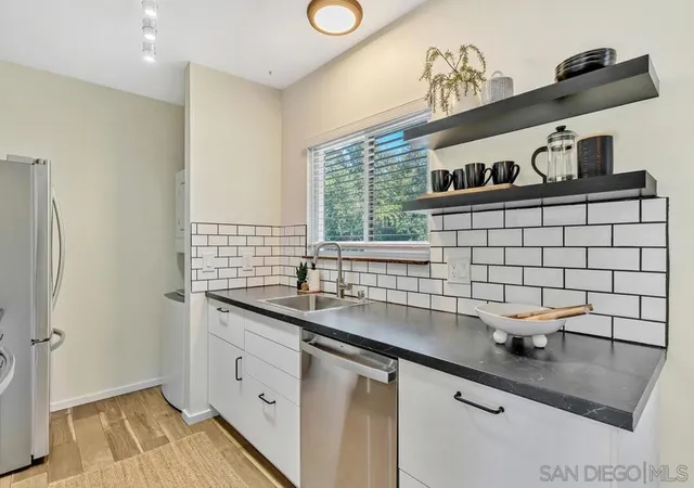 Homes for sale in San Diego, CA | 6725 Mission Gorge, San Diego, CA 92120