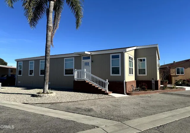 4th image of 1585 Cherry Ave #100, Oxnard, CA 93033 | MLS# V1-36035
