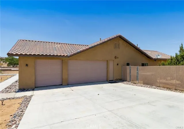 27th image of 8212 Emerson, Yucca Valley, CA 92284 | MLS# WS26090465