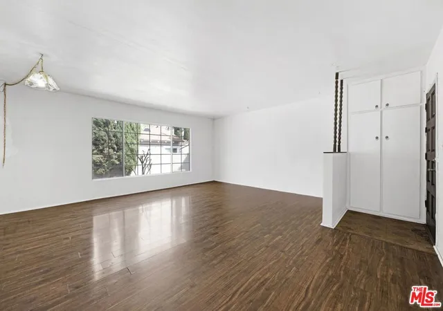 3rd image of 3928 Mountain View Ave, Pasadena, CA 91107 | MLS# 26814419