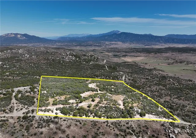 Homes for sale in Anza, CA | 55355 Tule Peak Rd, Anza, CA 92539 | MLS# SW26085428