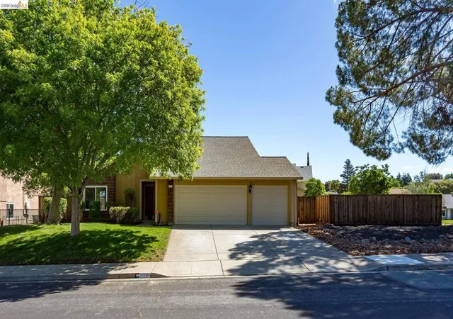 Homes for sale in Antioch, CA | 2802 Buttercup Ct, Antioch, CA 94531 | MLS# 41132582