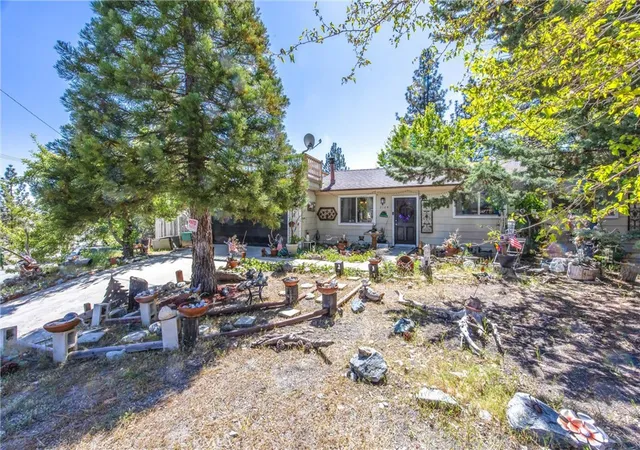 2nd image of 2164 Outer Hwy 2 Hwy S, Wrightwood, CA 92397 | MLS# CV26091244