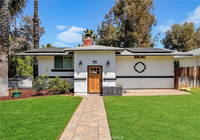 Photo 1 of Single family home for sale at 19 Sherril, Redlands, CA 92373 | MLS# SW26090756 | Listing updated on 2026-09-20