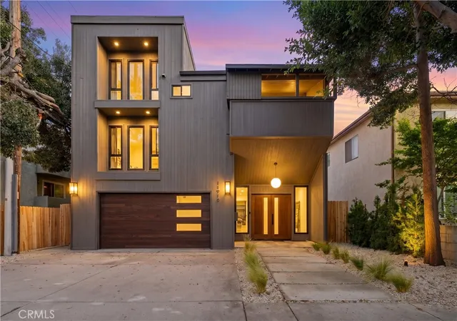 Photo 3 of Single family home for sale at 11916 Idaho Ave, Los Angeles, CA 90025 | MLS# LG26082010 | Listing updated on 2026-10-06