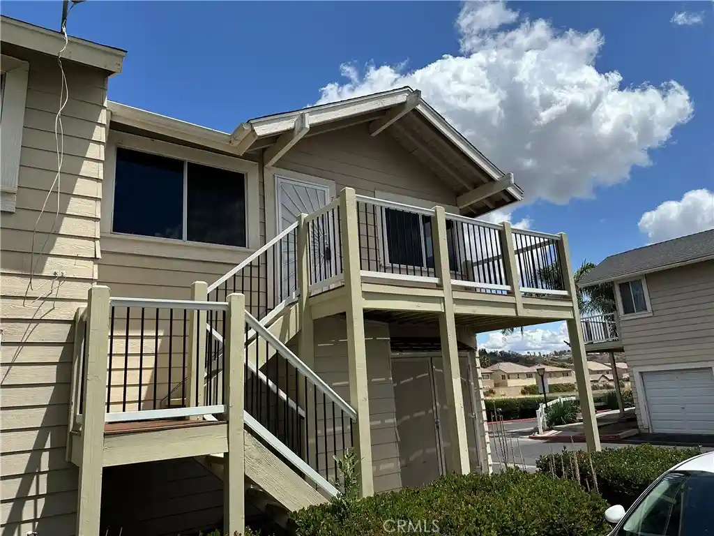 Condo for sale at 713 Walnut Dr #17, Lake Elsinore, CA 92530 | MLS# IG26091281