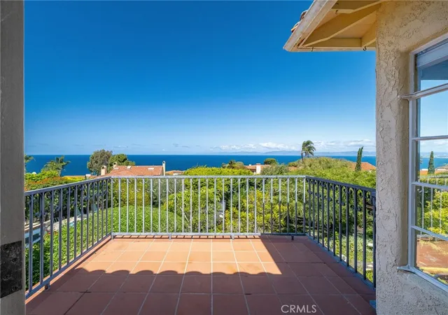 Homes for sale in Palos Verdes Peninsula, CA | 1605 Via Lazo, Palos Verdes Peninsula, CA 90274 | MLS# PV26090954