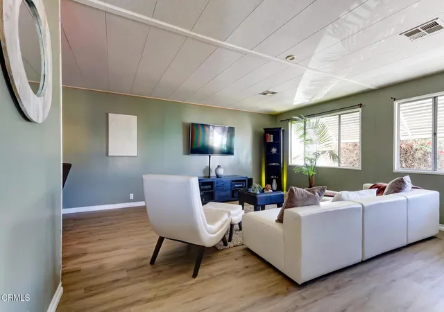 3rd image of 4388 Central Ave #37, Camarillo, CA 93010 | MLS# V1-36048