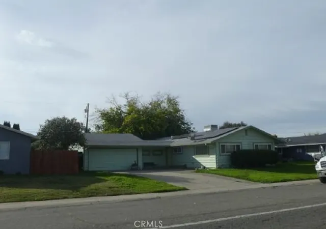 Photo 3 of Single family home for sale at 1150 East 22nd, Marysville, CA 95901 | MLS# SR26091384 | Listing updated on 2026-04-29
