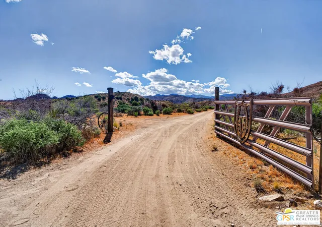 4th image of 53408 Stud Valley Rd, Pioneertown, CA 92268 | MLS# 26804251PS