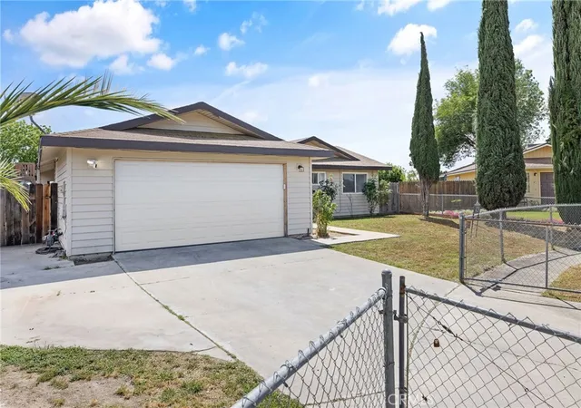 Photo 3 of Sale Pending at 14291 Rosemary, Armona, CA 93202 | MLS# FR26088534 | Listing updated on 2026-06-30