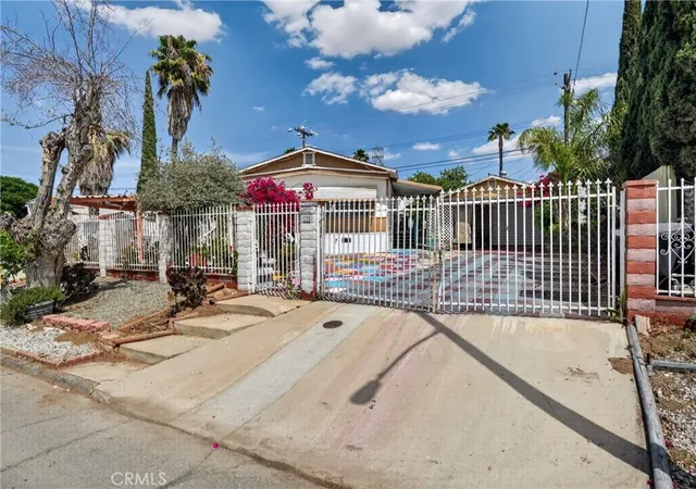 2nd image of 339 Altura, Perris, CA 92570 | MLS# PW26091263