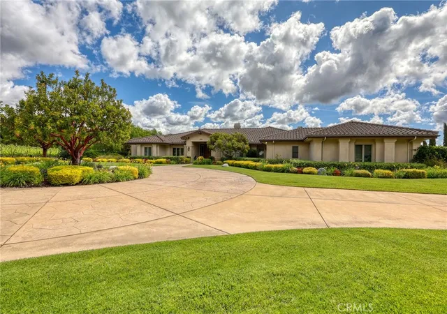 Photo 1 of Mansion for sale at 250 Foxen Blf Ln, Arroyo Grande, CA 93420 | MLS# PI26087117 | Listing updated on 2026-05-18