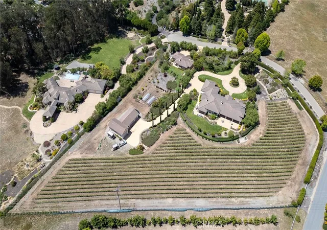 Photo 57 of Mansion for sale at 250 Foxen Blf Ln, Arroyo Grande, CA 93420 | MLS# PI26087117 | Listing updated on 2026-05-18