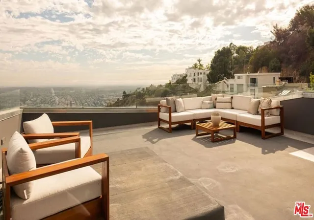 2nd image of 2158 Sunset Plaza Dr, Los Angeles, CA 90069 | MLS# 26799948