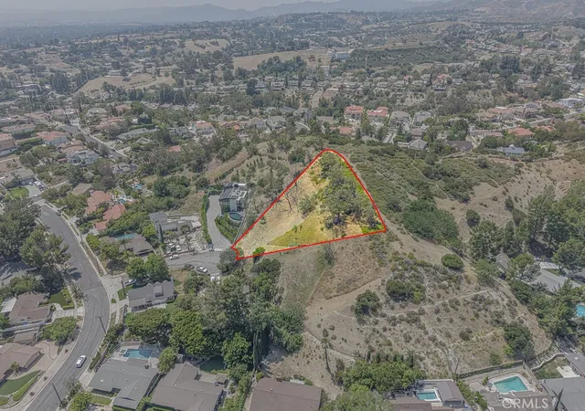 3rd image of 12025 Adrian Pl, Granada Hills, CA 91344 | MLS# SR26091590