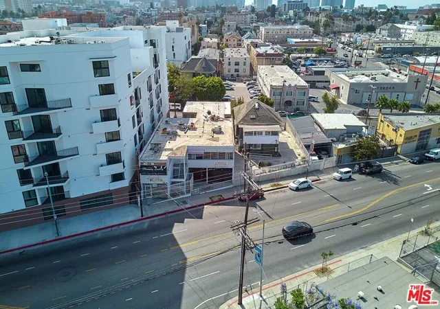 5th image of 830 S Hoover St, Los Angeles, CA 90005 | MLS# 26821883