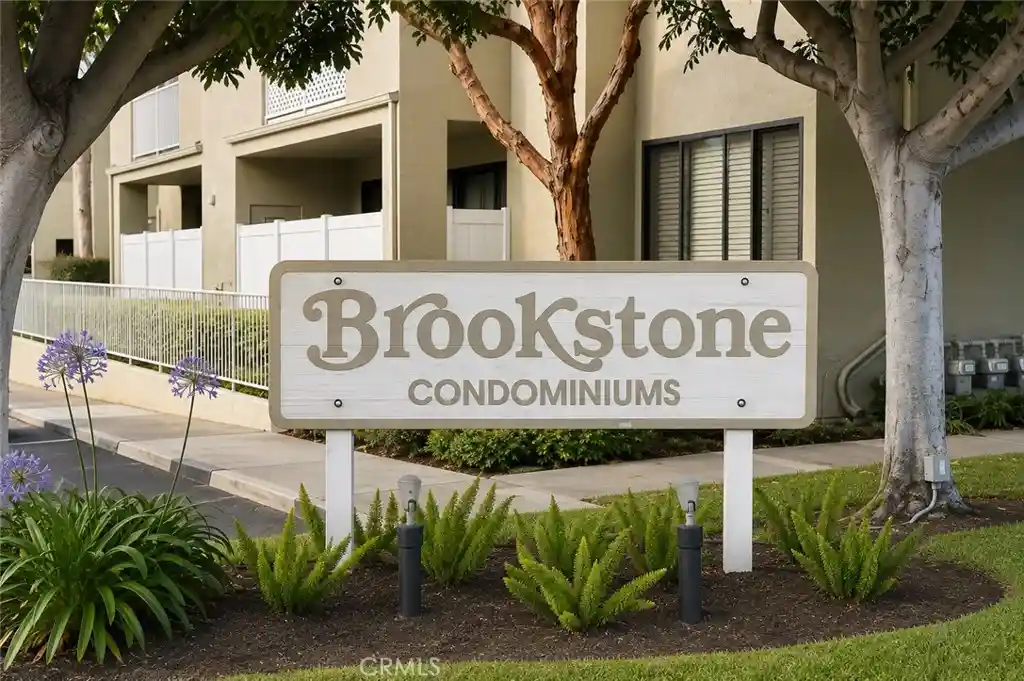 Listing Photo 1 - Condo for sale in 17661 Sergio Cir located at 17661 Sergio Cir, Huntington Beach, CA 92647 - Unit #CI103