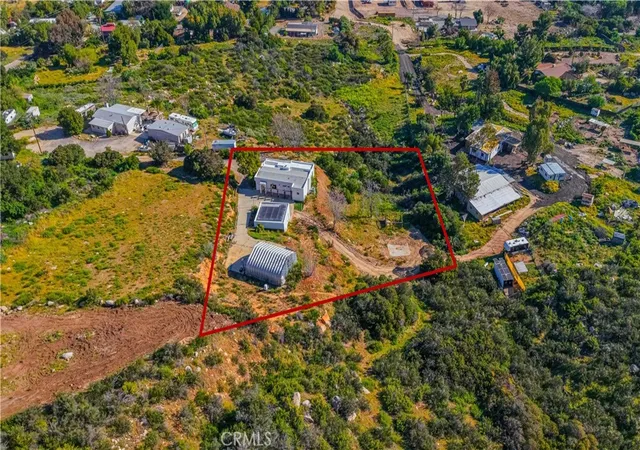 Photo 4 of Sale Pending at 18515 Penny Trl, Lake Elsinore, CA 92530 | MLS# SW26091783 | Listing updated on 2026-09-24