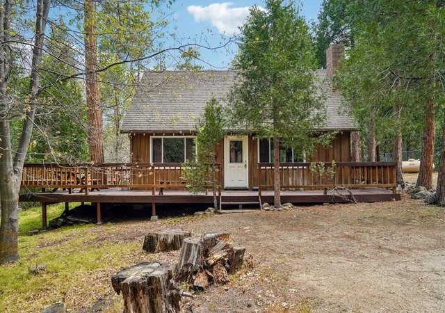 Homes for sale in Idyllwild, CA | 54506 Marian View Dr, Idyllwild, CA 92549 | MLS# 219147055DA