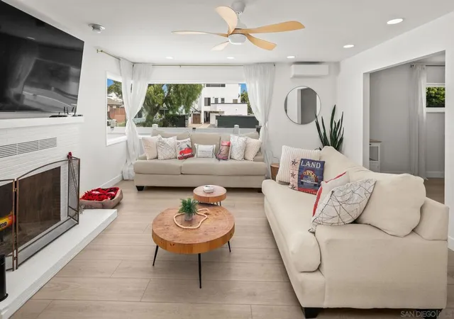 4th image of 1414 4Th St, Coronado, CA 92118 | MLS# 260010129SD