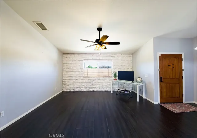 5th image of 12833 Algonquin, Apple Valley, CA 92308 | MLS# PW26091914