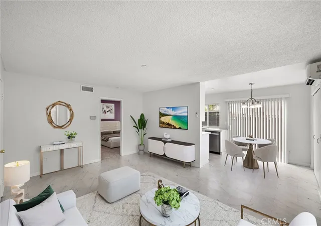 3rd image of 23252 Orange, Lake Forest, CA 92630