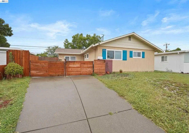 Homes for sale in Fairfield, CA | 1712 Utah St, Fairfield, CA 94533 | MLS# 41132700