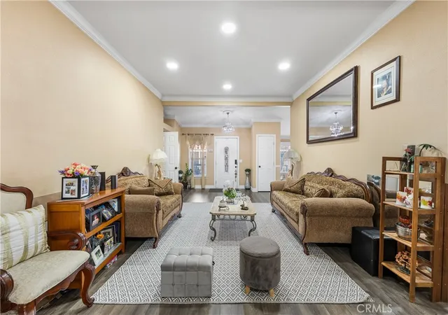 Photo 3 of Manufactured home for sale at 2100 Windflow #70, Rosamond, CA 93560 | MLS# SR26092080 | Listing updated on 2026-09-09