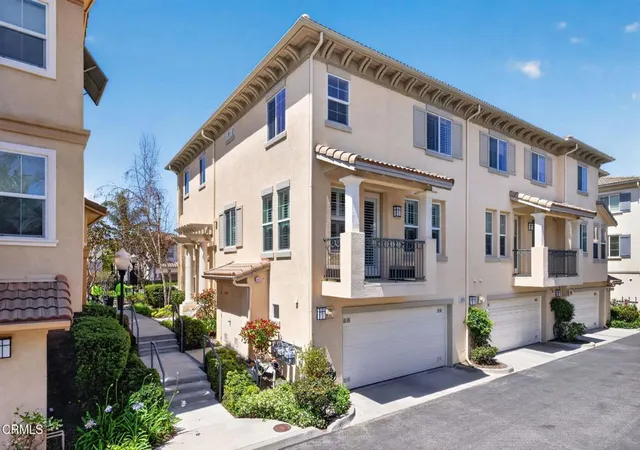 Homes for sale in Oxnard, CA | 1315 Bayside Cir, Oxnard, CA 93035 | MLS# V1-36070