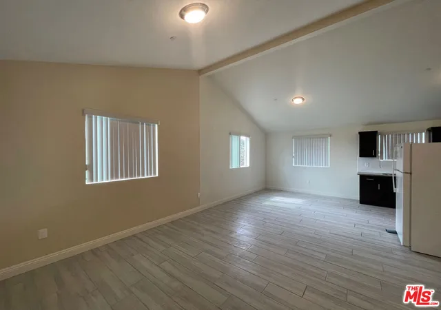 3rd image of 706 W 50Th St, Los Angeles, CA 90037 | MLS# 26822559