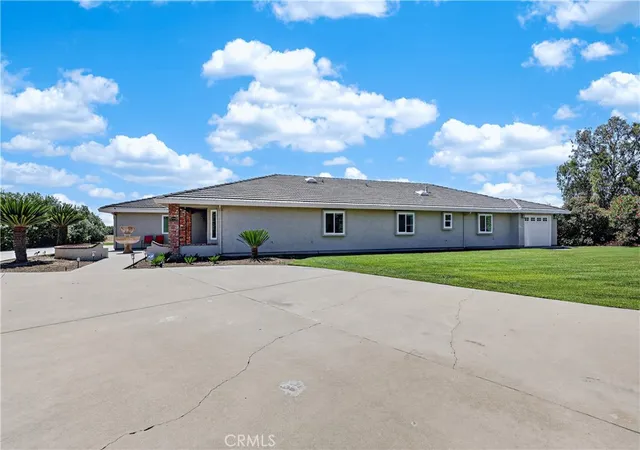 4th image of 15396 Avenue 23 1/2, Chowchilla, CA 93610 | MLS# MC26091808