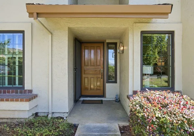 3rd image of 3111 Lake Albano Cir, San Jose, CA 95135 | MLS# ML82045022